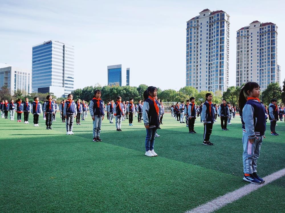 ca7f6bf9936a41c097be159d5e60fdd5.jpg ca7f6bf9936a41c097be159d5e60fdd5.jpg