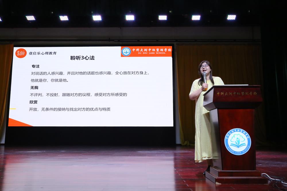 ccb2b473de6c47eab3024617361c389f.jpg