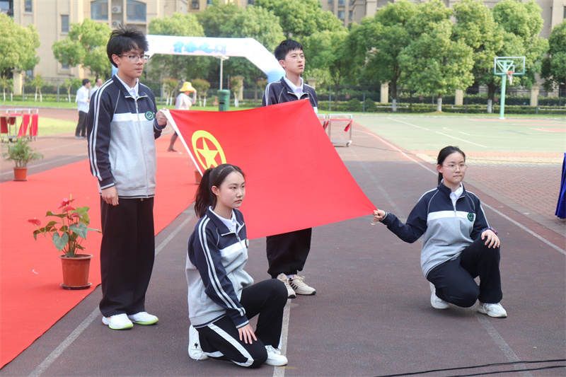 1cbc62baec8b4003af383f420274164e.jpg