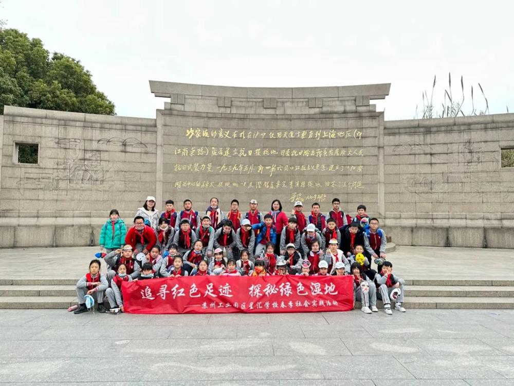 0f20260b7ed24fa1a4ec91040beb653a.jpg