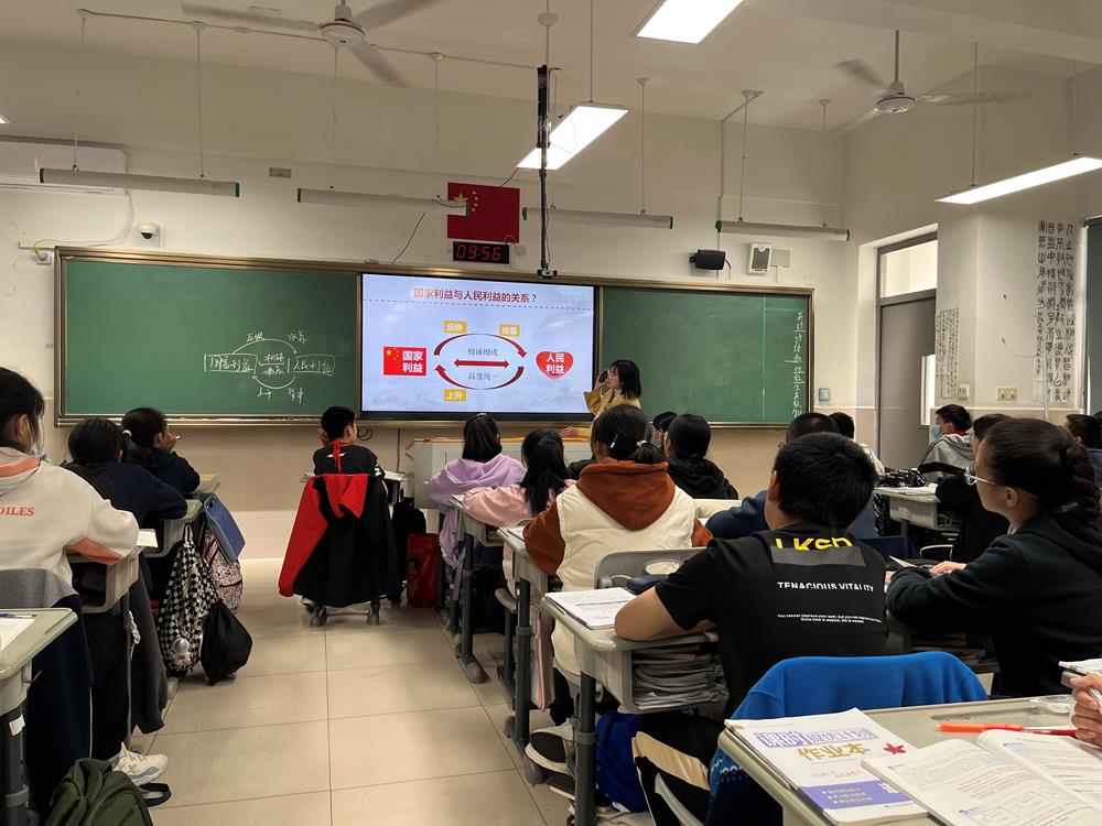 b35fce32afb64195acef330831a0a43a.jpg