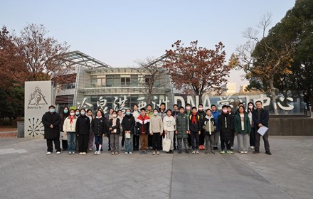 当生命奥秘邂逅科研精神：星海教育集团学子探访冷泉港亚洲DNA学习中心——星海教育集团科创学院生命科学主题体验营活动纪实