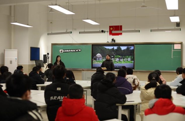 融文汇理，数启智创——园区初中数学第十四次“做”中学跨学科主题学习专项研究研训活动